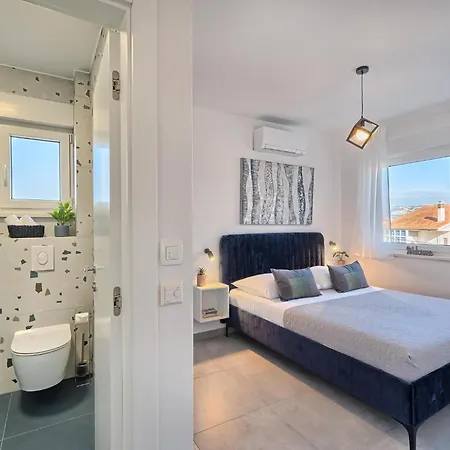 The Lookout Liveli - Premium Sea-view * Slatine